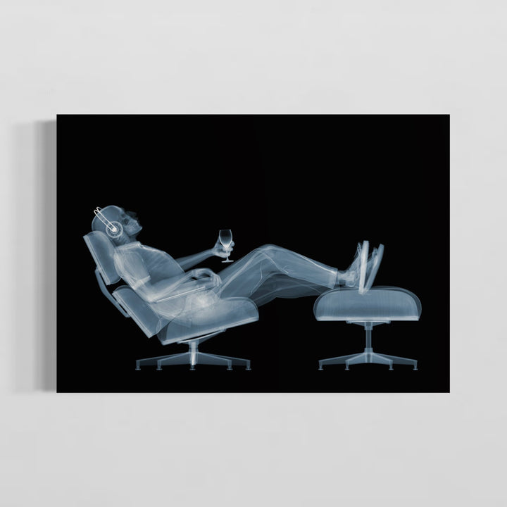 Eames Chillin&